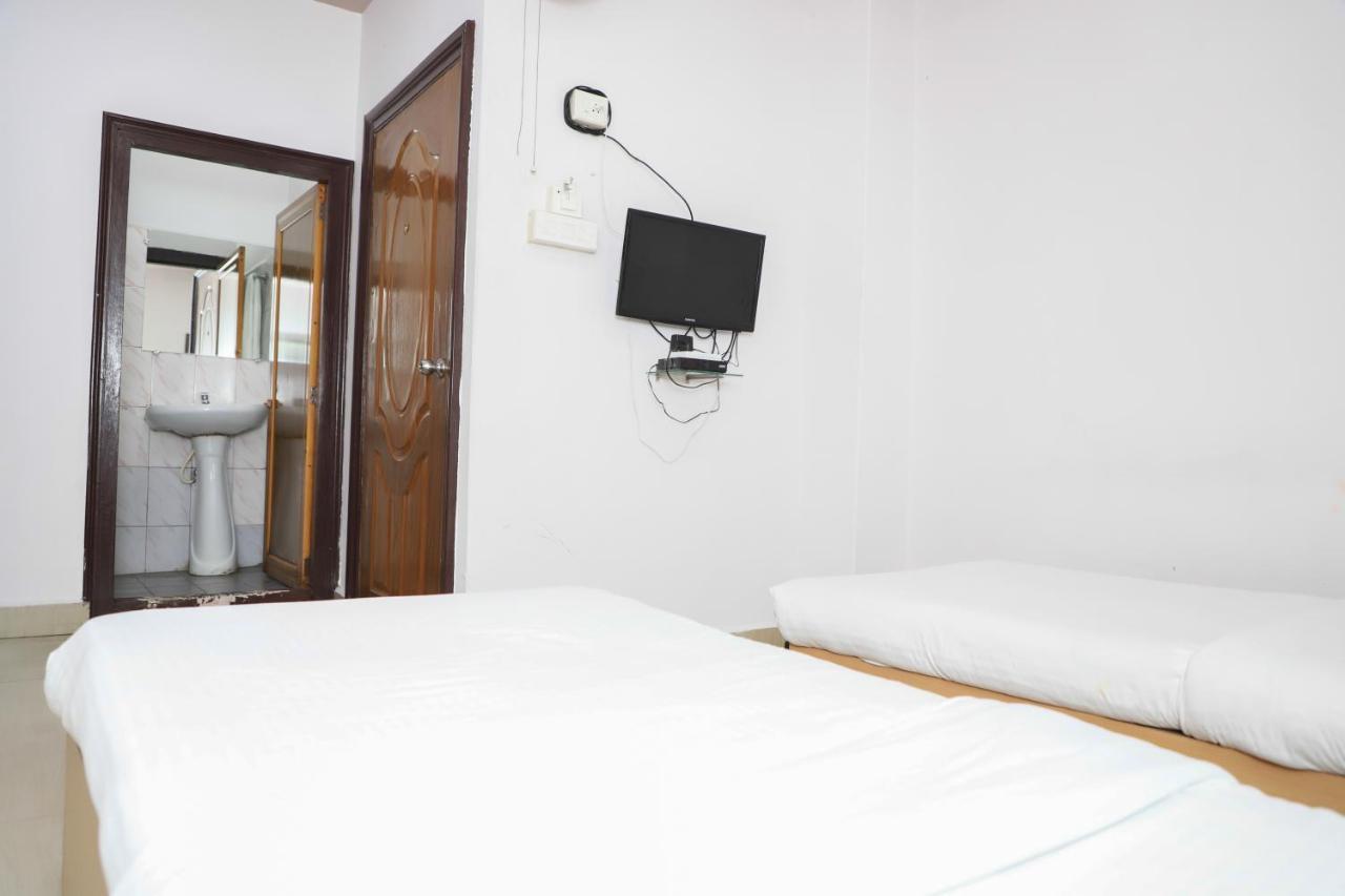 The Grand Hotel Āīzawl Rom bilde